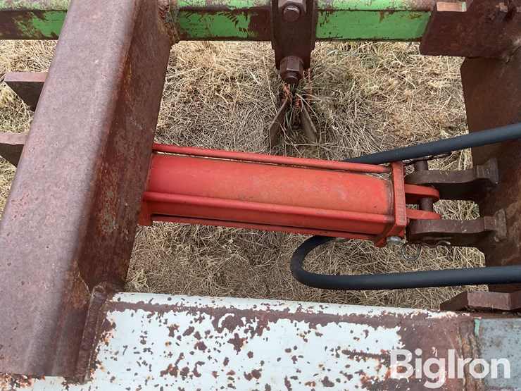 hydraulic-folding-tool-bar-image-12