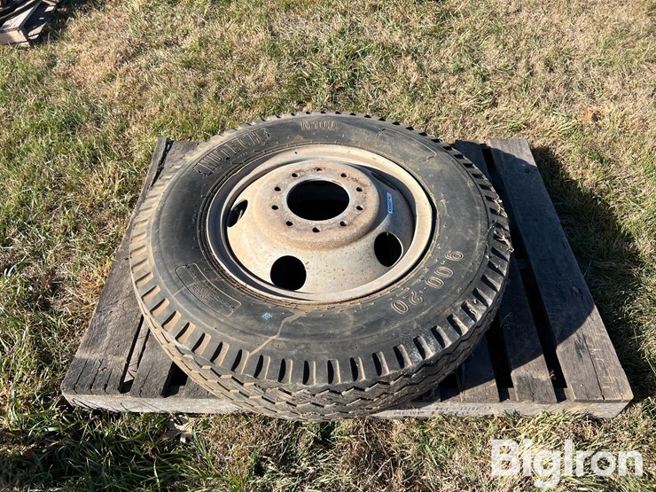 9.00-20-truck-tire-image-2