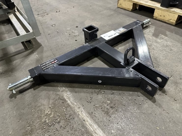 2025-wolverine-2601c-utility-hitch-adapter-image-2