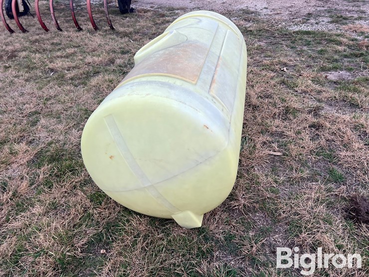 snyder-liquid-poly-tank-image-6