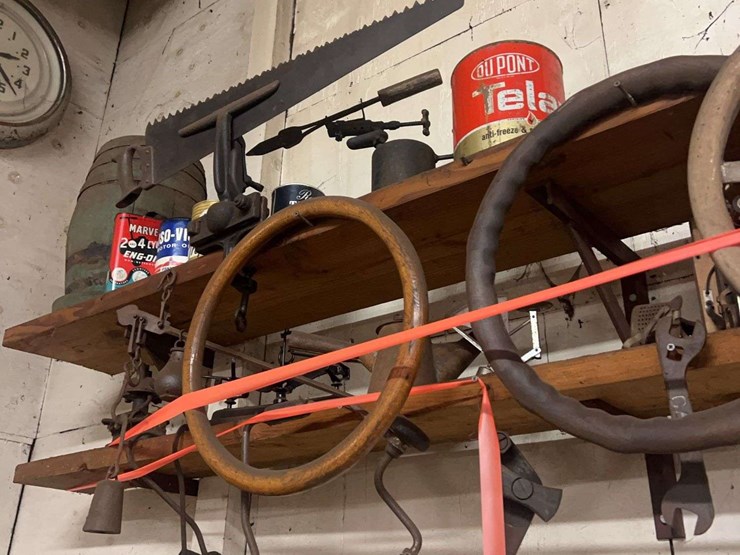 contents-of-left-side-of-the-shelf-image-9