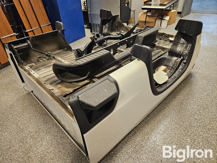 2022-chevrolet-2500-image-1