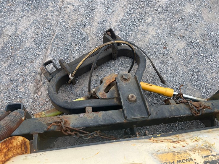 meyer-8.5'-snow-plow-image-4