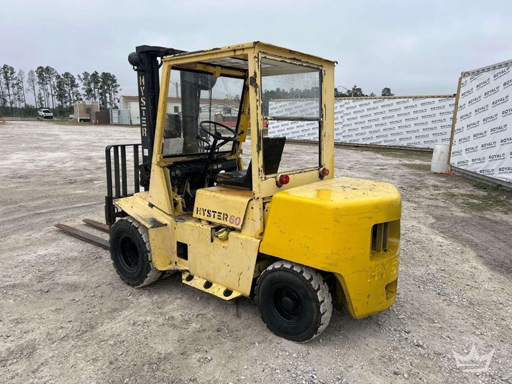hyster-60-6,000lb-diesel-forklift-image-4