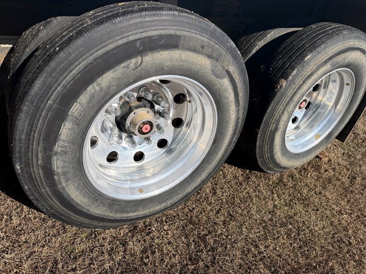 wilson-hopper-bottom-image-9