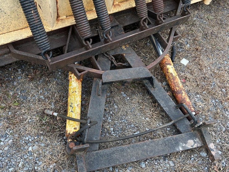 meyer-10'-snow-plow-image-7