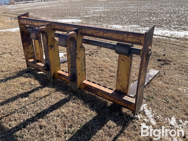 2009-caterpillar-60-image-5