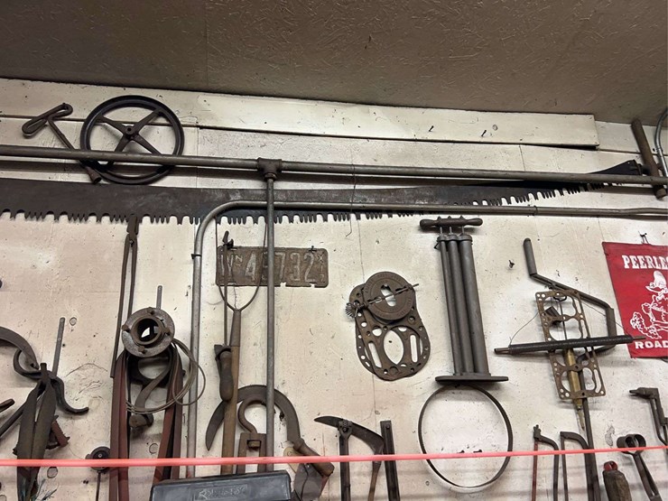 wall-of-tools-image-17