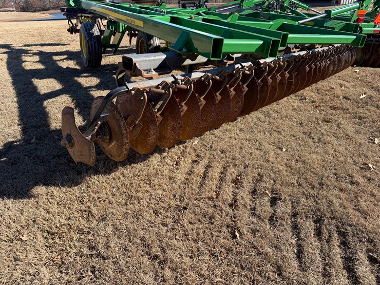 john-deere-2620-image-5