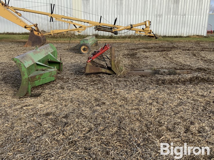 john-deere-12-image-8