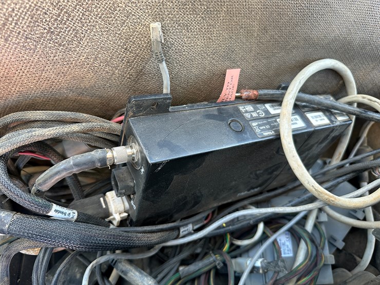 #35588-•-trimble-gps-system-image-5