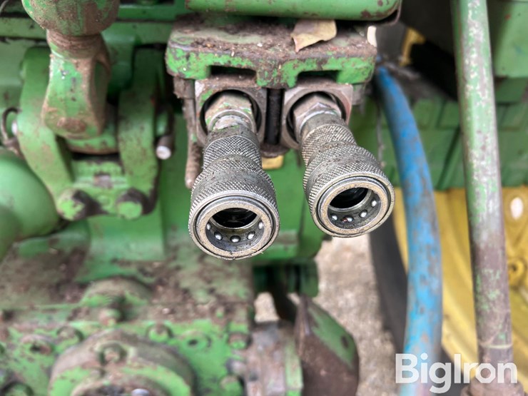 john-deere-4010-image-9