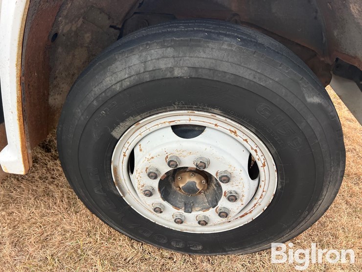 chevrolet-c65-image-18