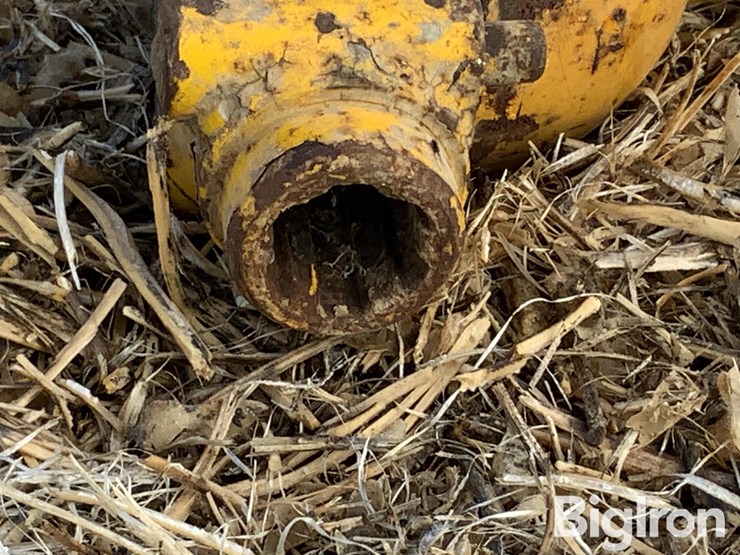 crisafulli-srs-short-hitch-trailer-ditch-pump-image-19