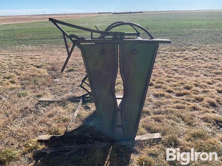 powder-river-calf-cradle-image-2