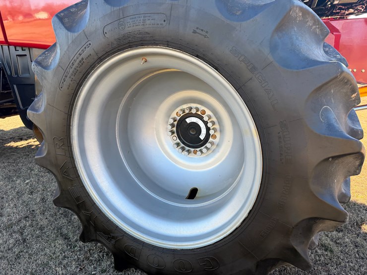 case-ih-8250-image-32