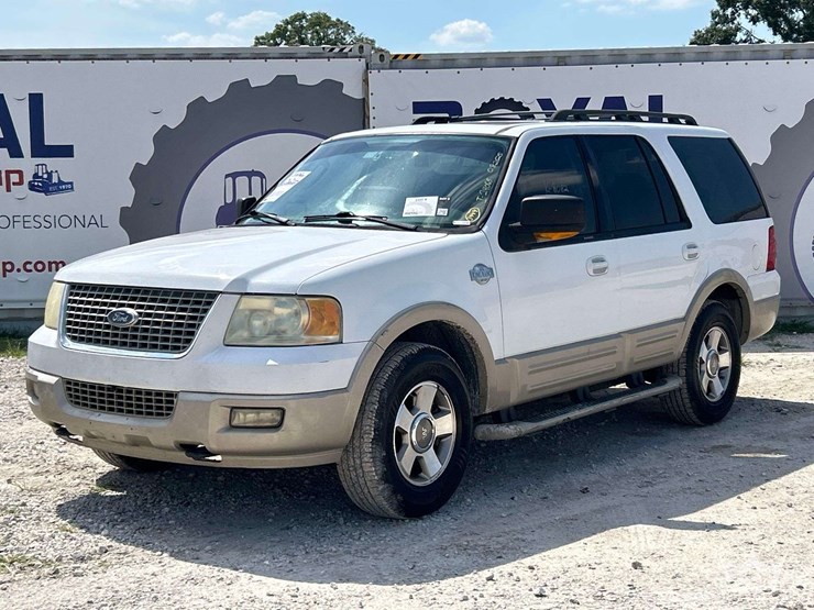 2006-ford-explorer-image-1