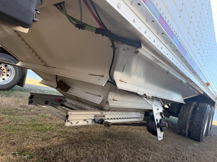 2011-wilson-dwh-550-image-24