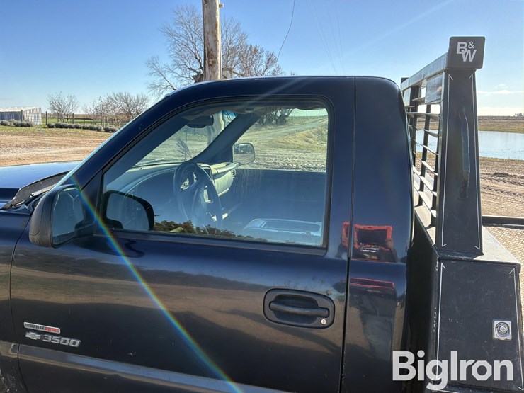 chevrolet-3500-image-10