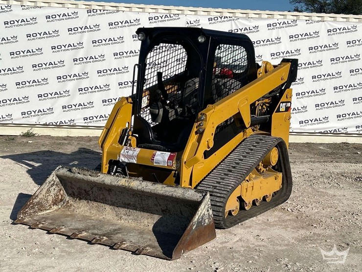 2017-caterpillar-249d-compact-track-loader-skid-steer-image-1