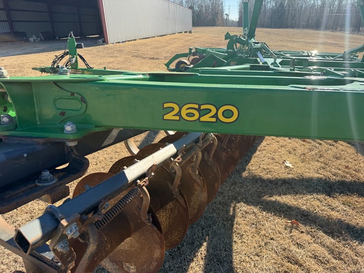 john-deere-2620-image-16