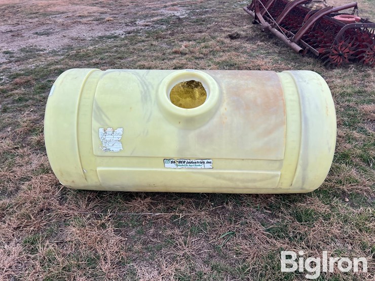 snyder-liquid-poly-tank-image-8