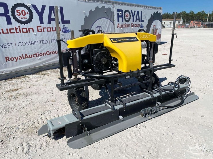 2022-ligchine-spiderscreed-concrete-screed-image-2