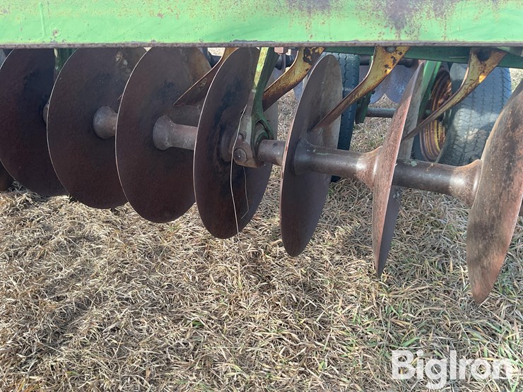 john-deere-tandem-disk-image-12