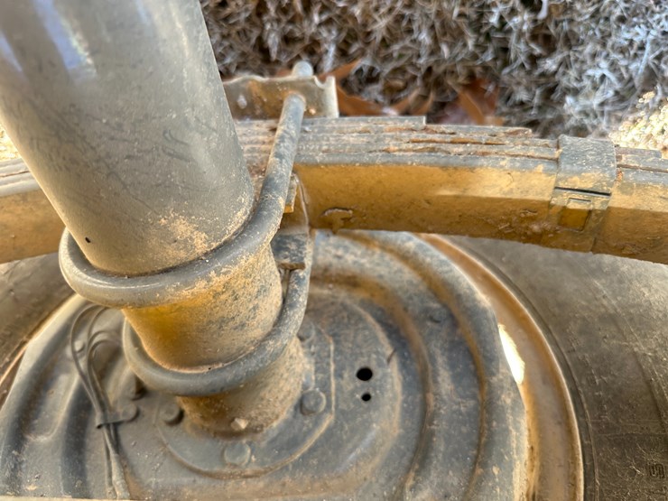 #35579-•-2015-sage-oil-vac-8'-s/a-lube-trailer-vin:-1z9bu317fa092026-image-10