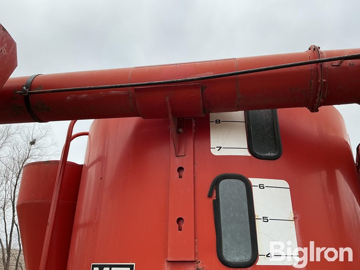 massey-ferguson-1050-image-12