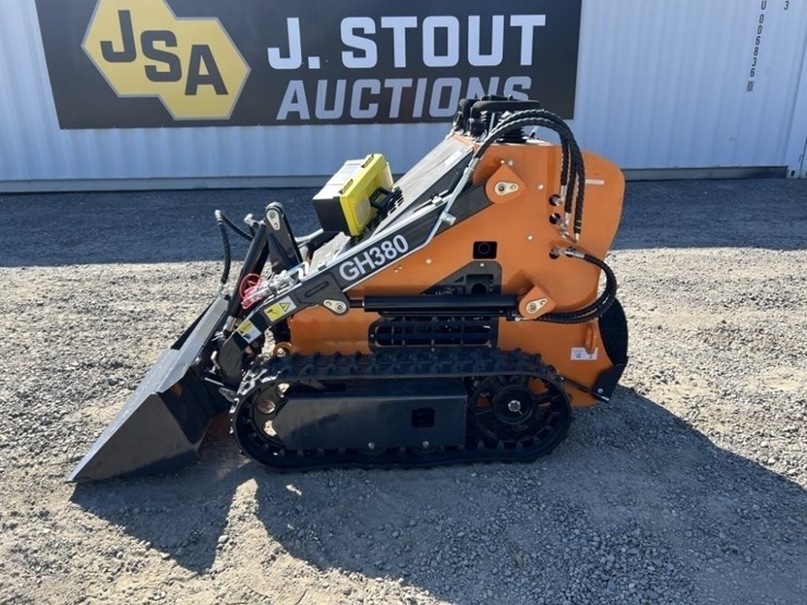 2025-aboss-gh380-mini-compact-track-loader-image-7