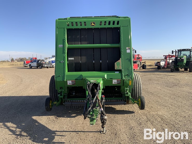 john-deere-560m-image-2