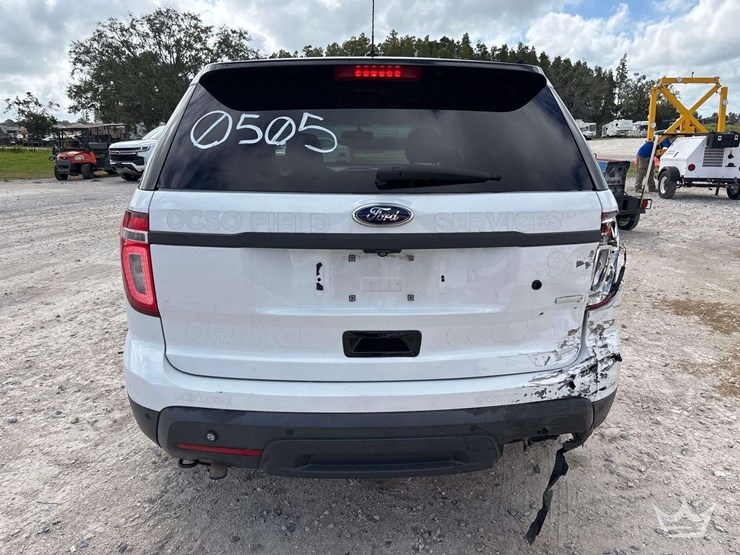 2014-ford-explorer-image-25