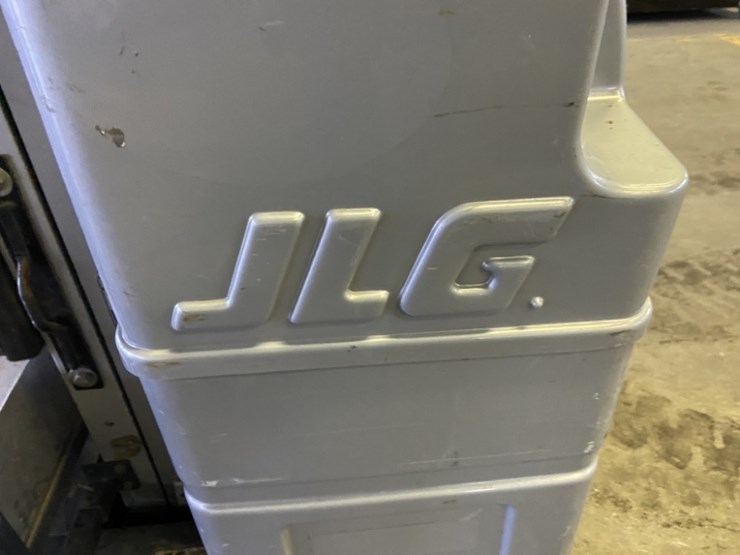 2007-jlg-20mvl-image-8