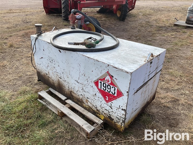 fuel-transfer-tank-w/-12-volt-pump-image-5