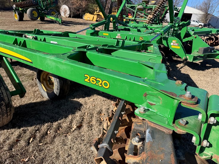 john-deere-2620-image-35