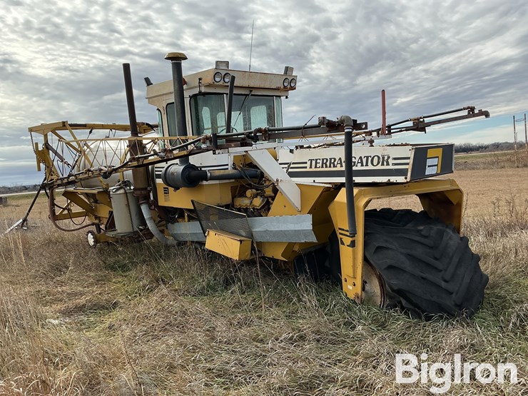 ag-chem-terra-gator-1253-image-4