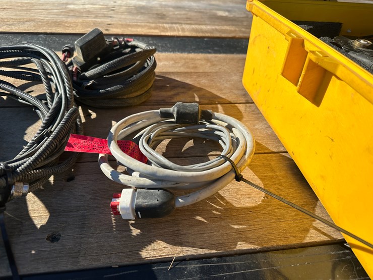 #35584-•-trimble-gps-image-4