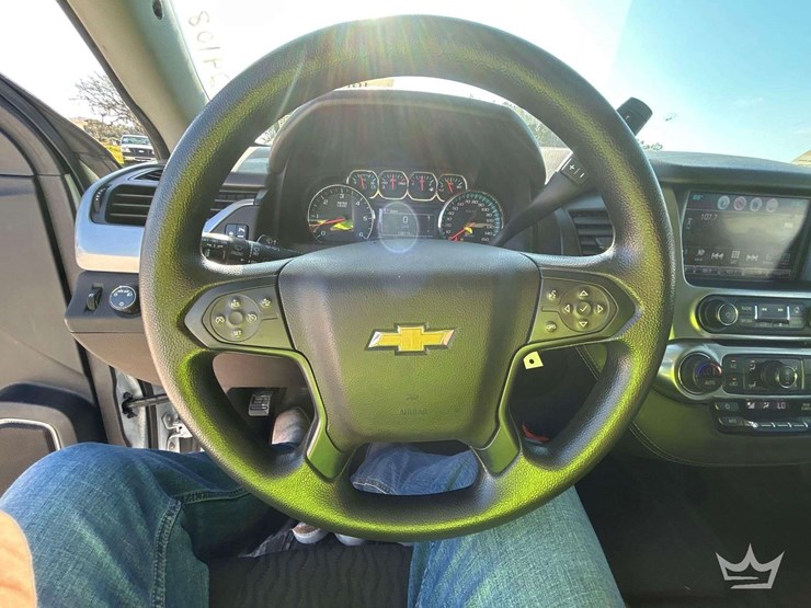 2018-chevrolet-tahoe-image-14