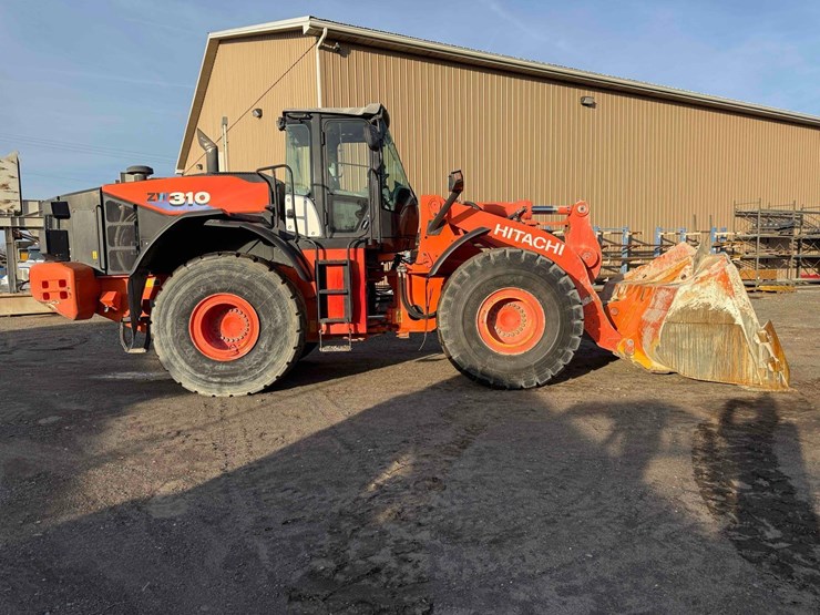 2018-hitachi-zw310-6-image-3