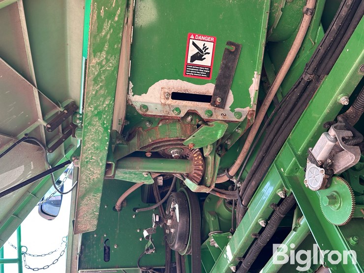 john-deere-s670-image-19