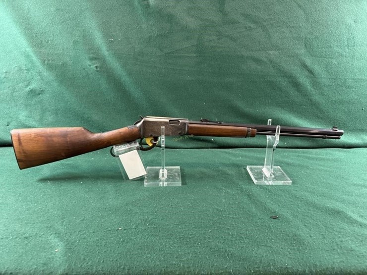 ithaca-mdl.72-deluxe-22lr-rifle-image-1
