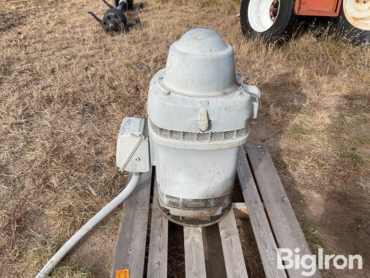 us-electric-3-phase-electric-irrigation-motor-image-4