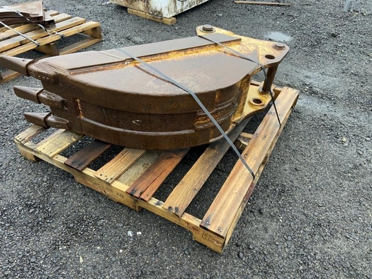 13"-dig-bucket-image-2