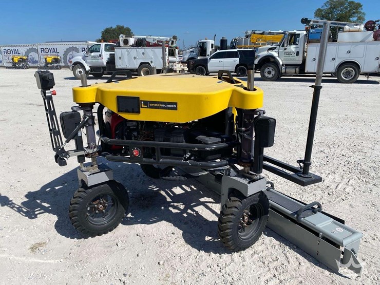 2022-ligchine-spiderscreed-concrete-screed-image-3