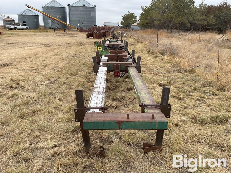 hydraulic-folding-tool-bar-image-8