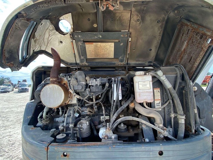 2016-bobcat-e85-image-11