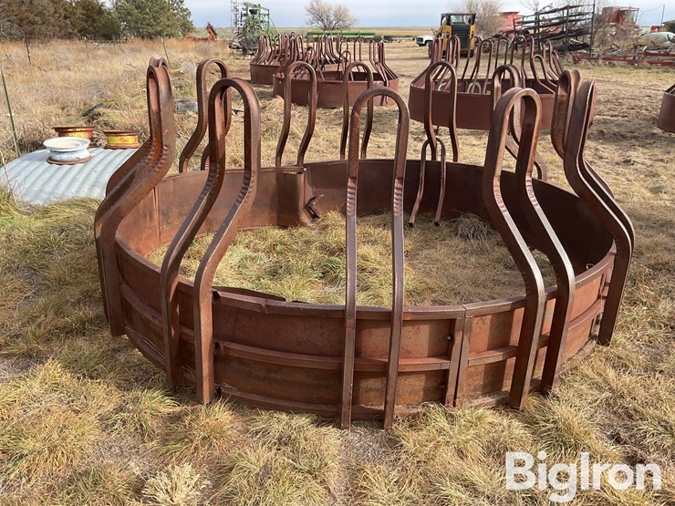 hi-qual-round-hay-feeders-image-12