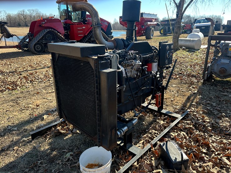 #32907-•-case-6ta830-6-cyl-power-unit-image-1