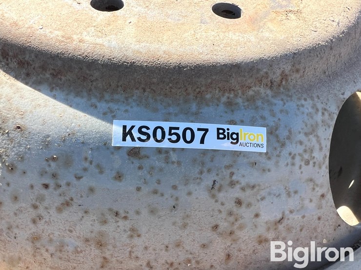 9.00-20-truck-tire-image-7